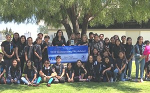 Gilbert Elementary Teacher Receives Special Award - article thumnail image